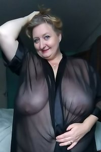 Hoodyman SSBBW 283 : humungous pigs exposed forever.