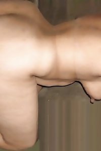 sharing my desi indian wife shree naked for your sheer pleasure