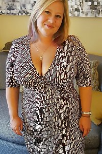 buxomy curvaceous senior milf Kym  duo