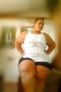 Gorda morena bbw coxas grossas muito gostosa