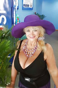 Webtastic Special: grandma Time Vol.404